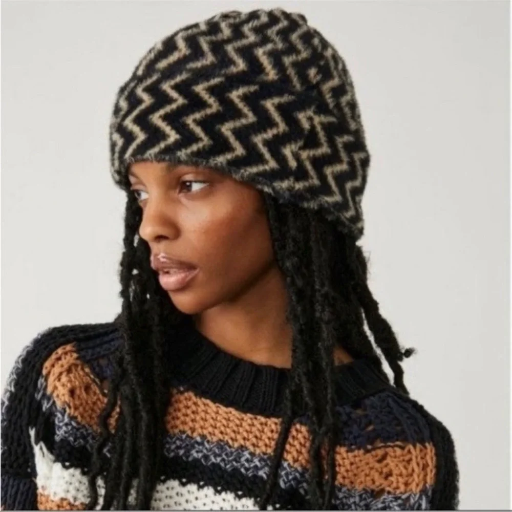 Free People Ziggy Fuzzy Beanie Hat Black Combo